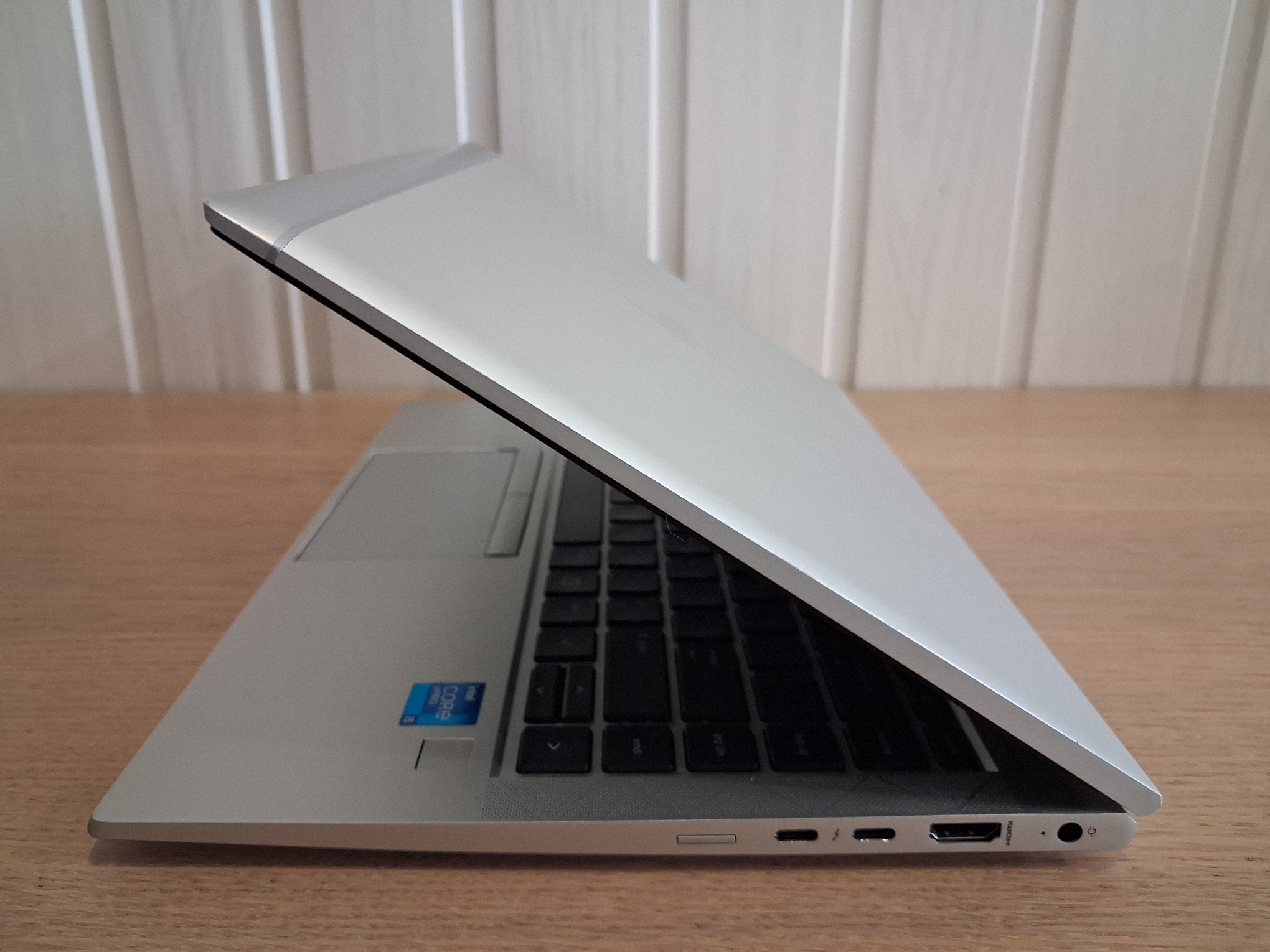 Laptop HP EliteBook 840 G8</br>14" 1920x1080 Full HD</br>I5-1145G7 16GB RAM 256GB SSD HDMI Windows 11 - obrazek 11