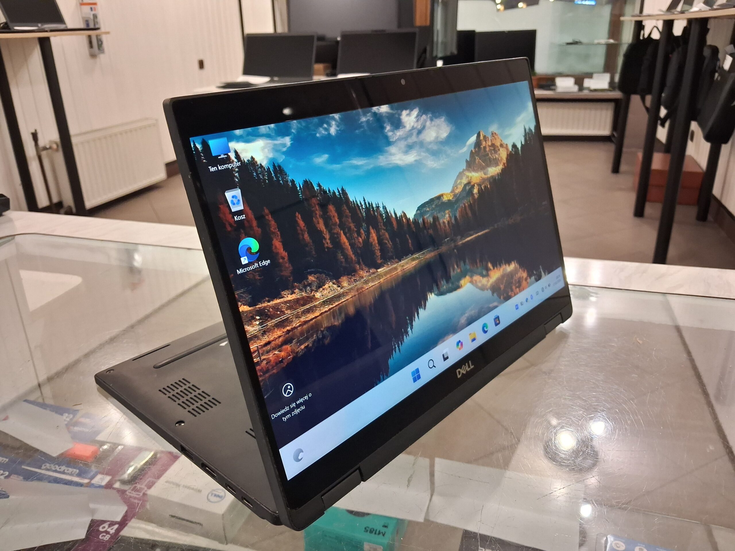 Laptop Dotykowy x360 Dell Latitude 7390 2 w 1</br>13,3" 1920x1080 Full HD</br>I5-8350U 8GB 256GB Windows 11 - obrazek 11