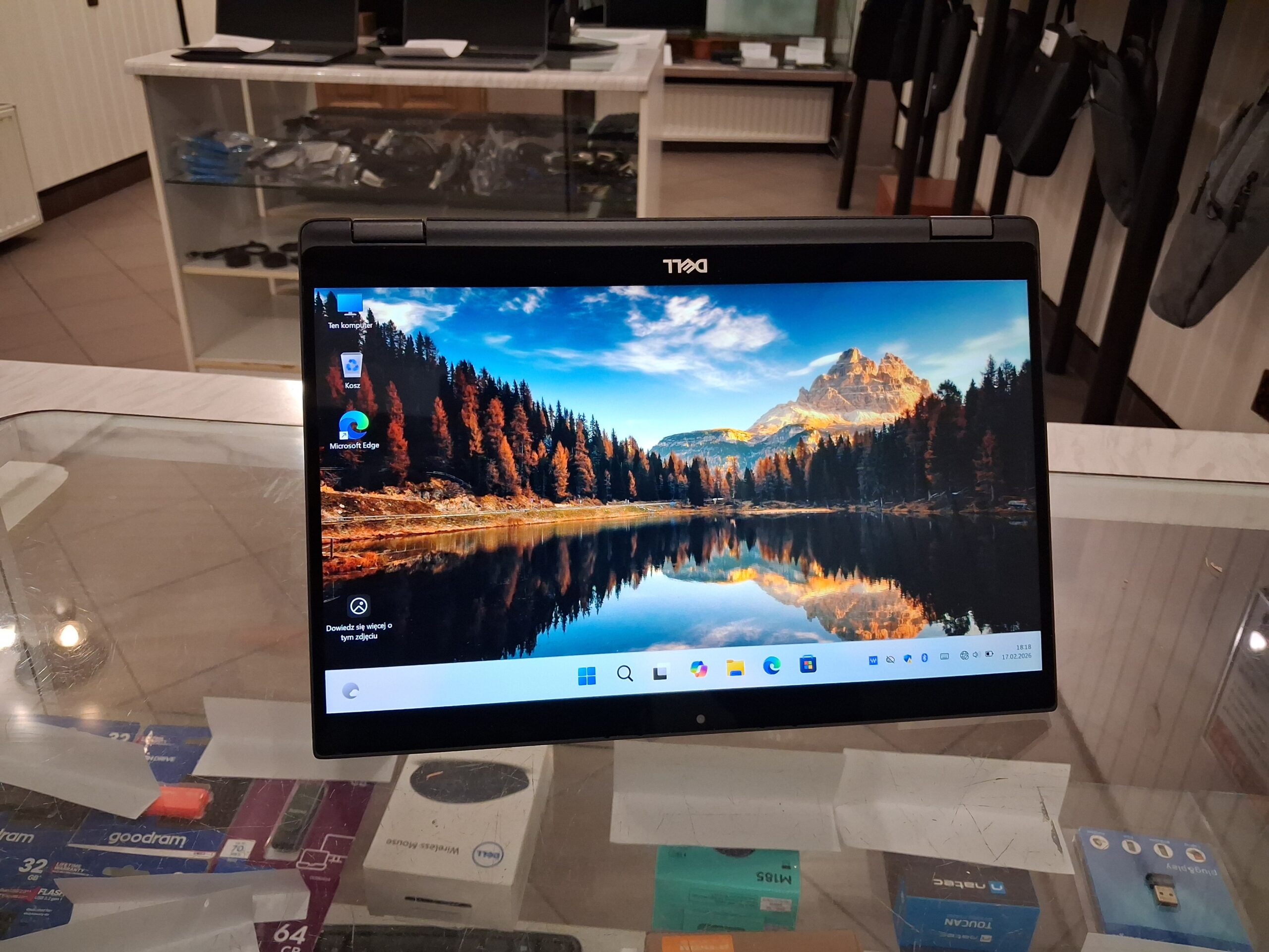 Laptop Dotykowy x360 Dell Latitude 7390 2 w 1</br>13,3" 1920x1080 Full HD</br>I5-8350U 8GB 256GB Windows 11 - obrazek 10