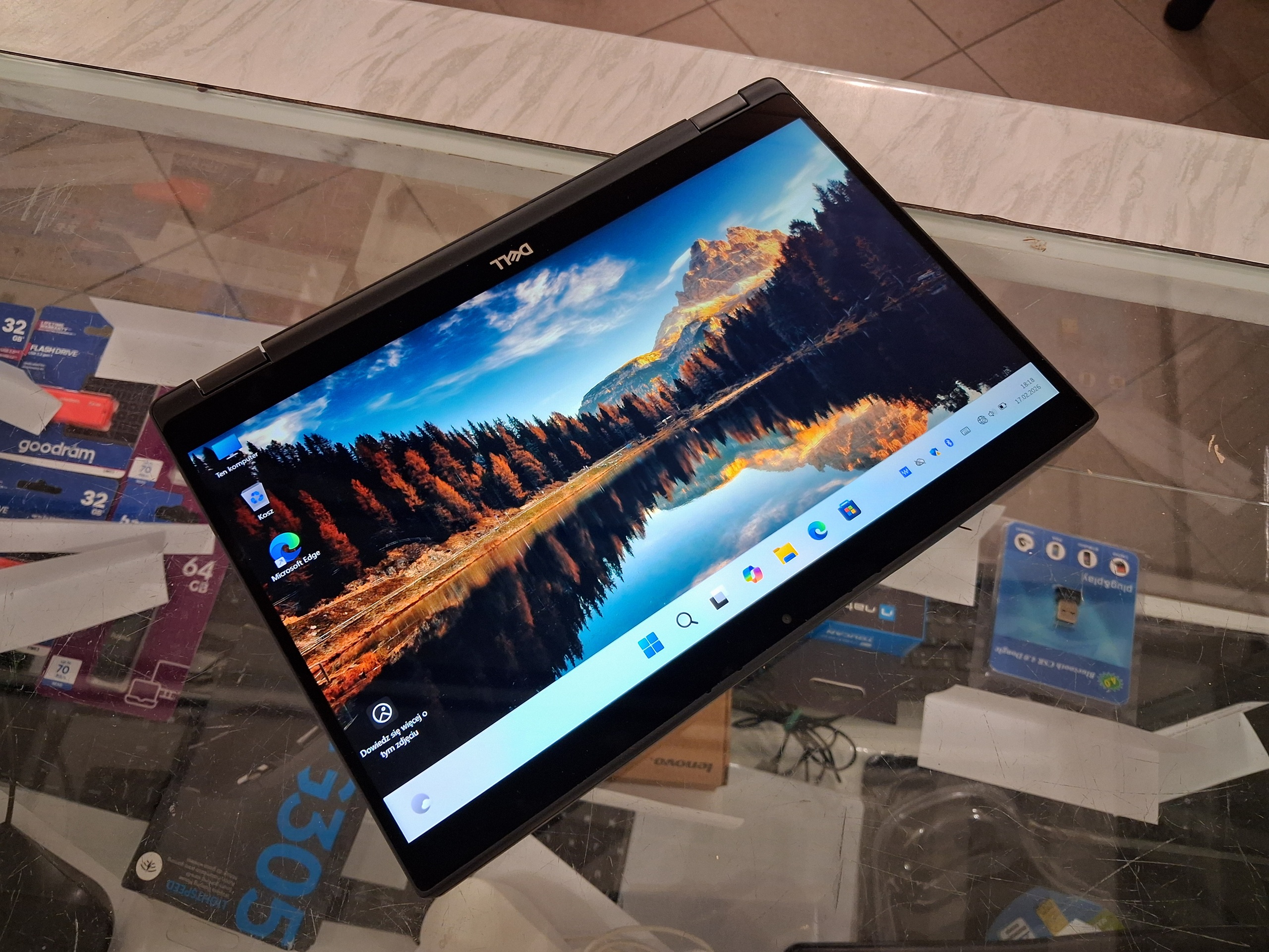 Laptop Dotykowy x360 Dell Latitude 7390 2 w 1</br>13,3" 1920x1080 Full HD</br>I5-8350U 8GB 256GB Windows 11 - obrazek 5